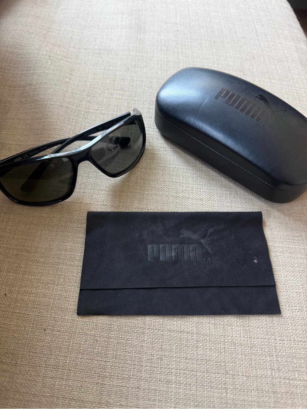 Puma Black Polarized Sunglasses with Branded Case